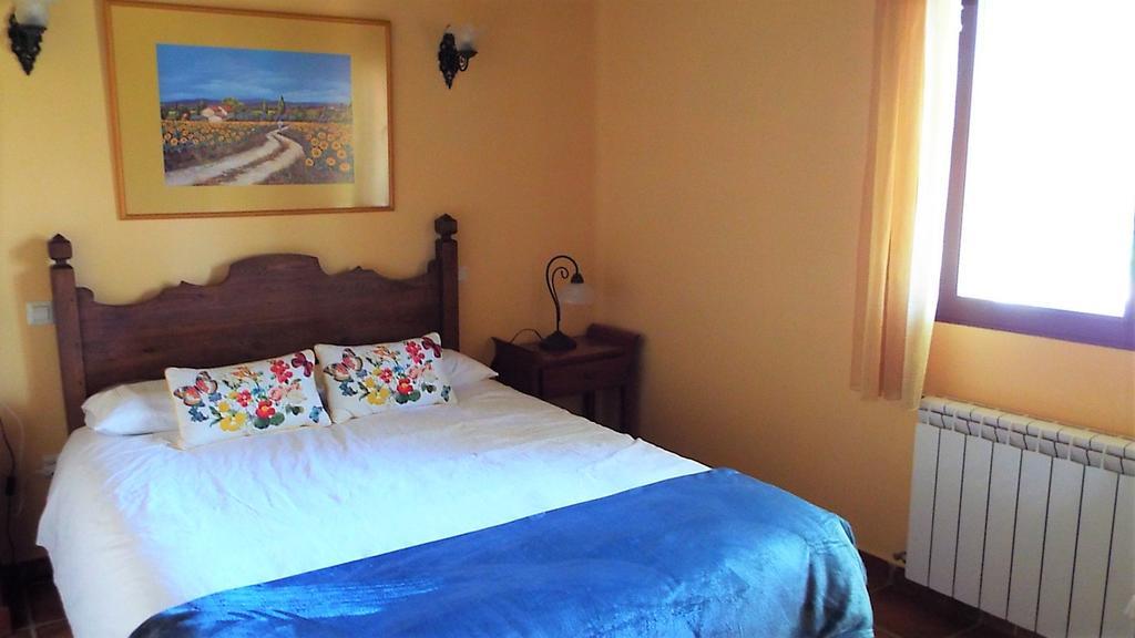 Hotel Rural El Camino Candeleda Esterno foto